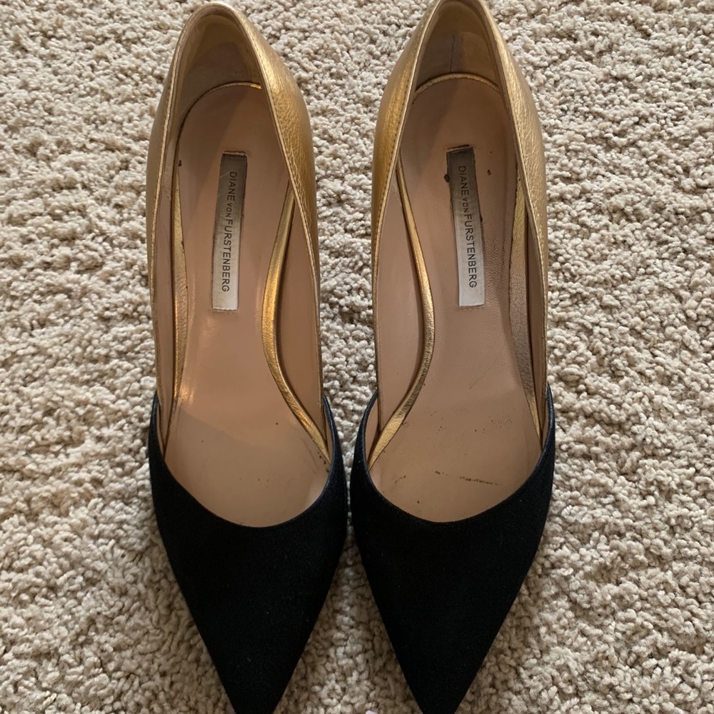 *SOLD* Diane von Furstenberg heels